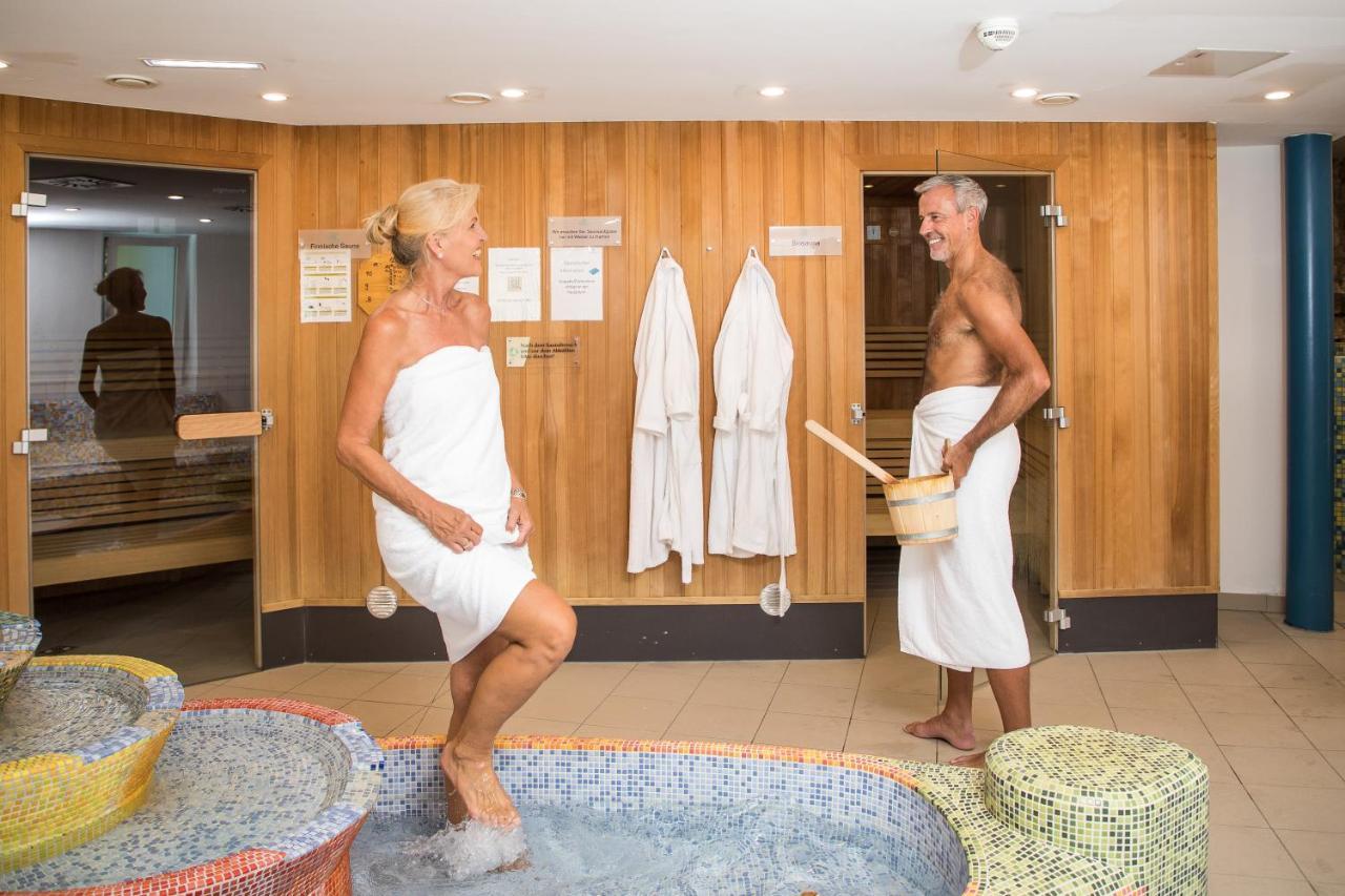 Gesundheit & Wellness Resort Бад Митерндорф Екстериор снимка